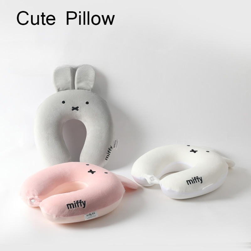 Leuke Hot Anime Nijntje Konijn - Travel Accessories Pillow recensie en prijs